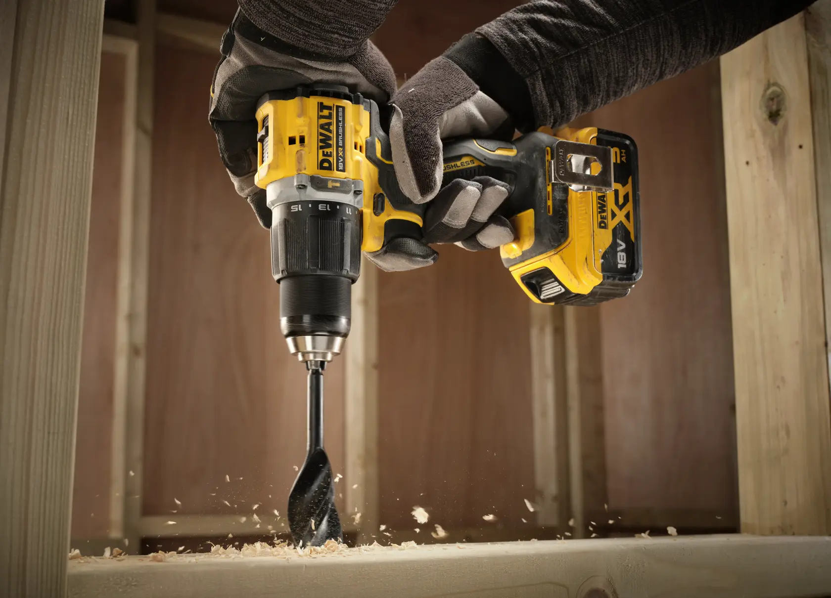 DEWALT® 18V XR® Brushless Hammer Drill Driver - 1 X 5Ah Battery