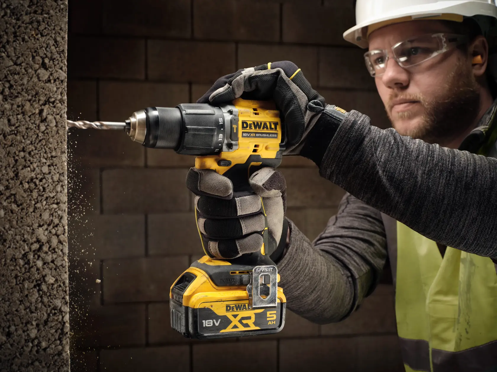 DEWALT® 18V XR® Brushless Compact Hammer Drill Driver - 2 x 5AH