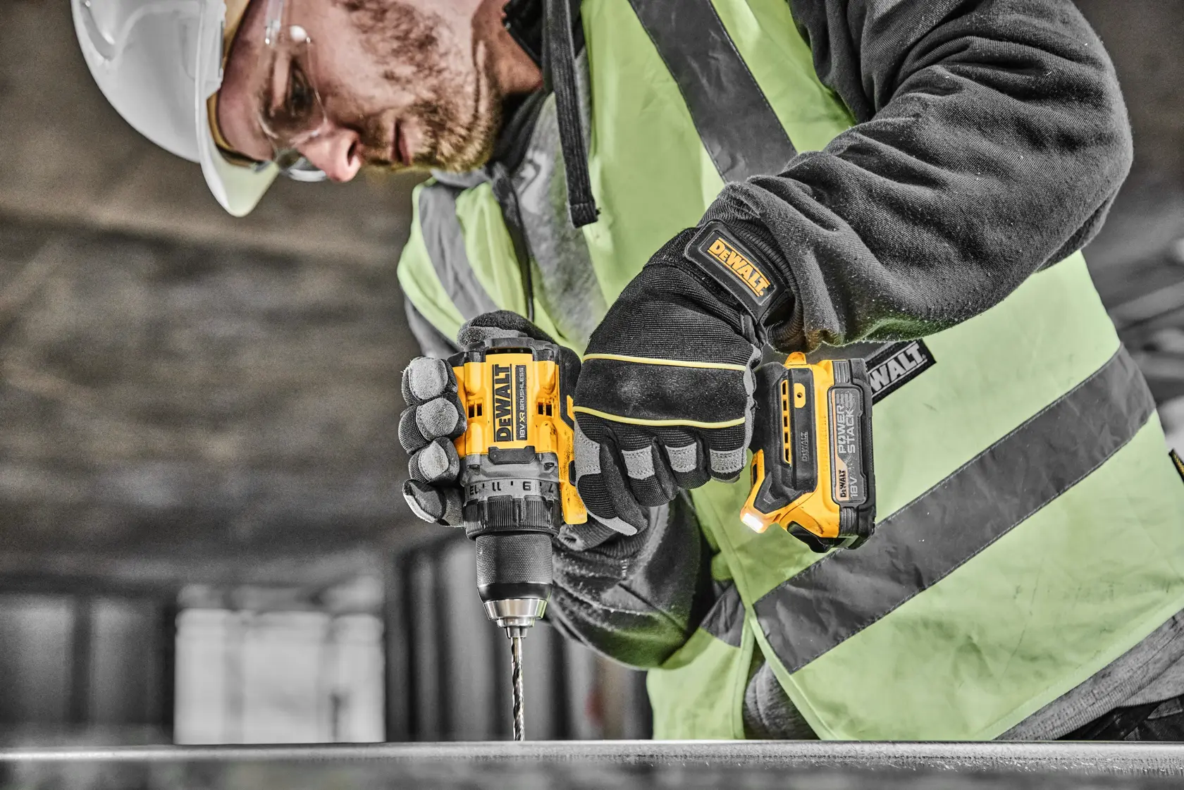 DEWALT® 18V XR® Brushless Drill Driver - 2 X 1.7Ah POWERSTACK™ Batteries