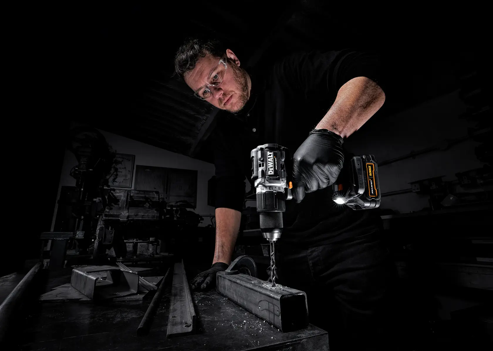 DEWALT® 18V XR® Brushless Hammer Drill Driver - DEWALT® x McLaren F1 Team LIMITED Edition - 2 X 1.7 Ah GFN POWERSTACK™ BATTERIES