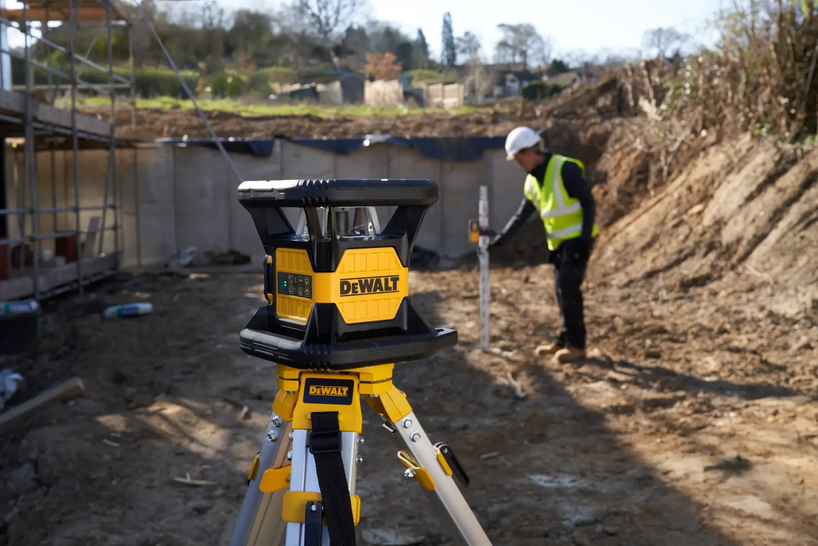 DEWALT® 18V XR® Red Rotary Laser (1 X 2Ah)