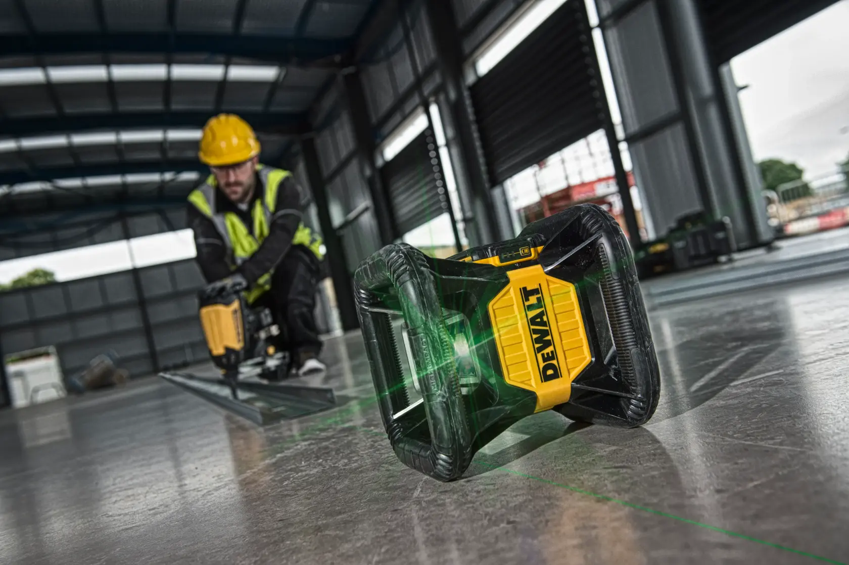 DEWALT® 18V XR® Green Rotary Laser (1 X 2Ah)