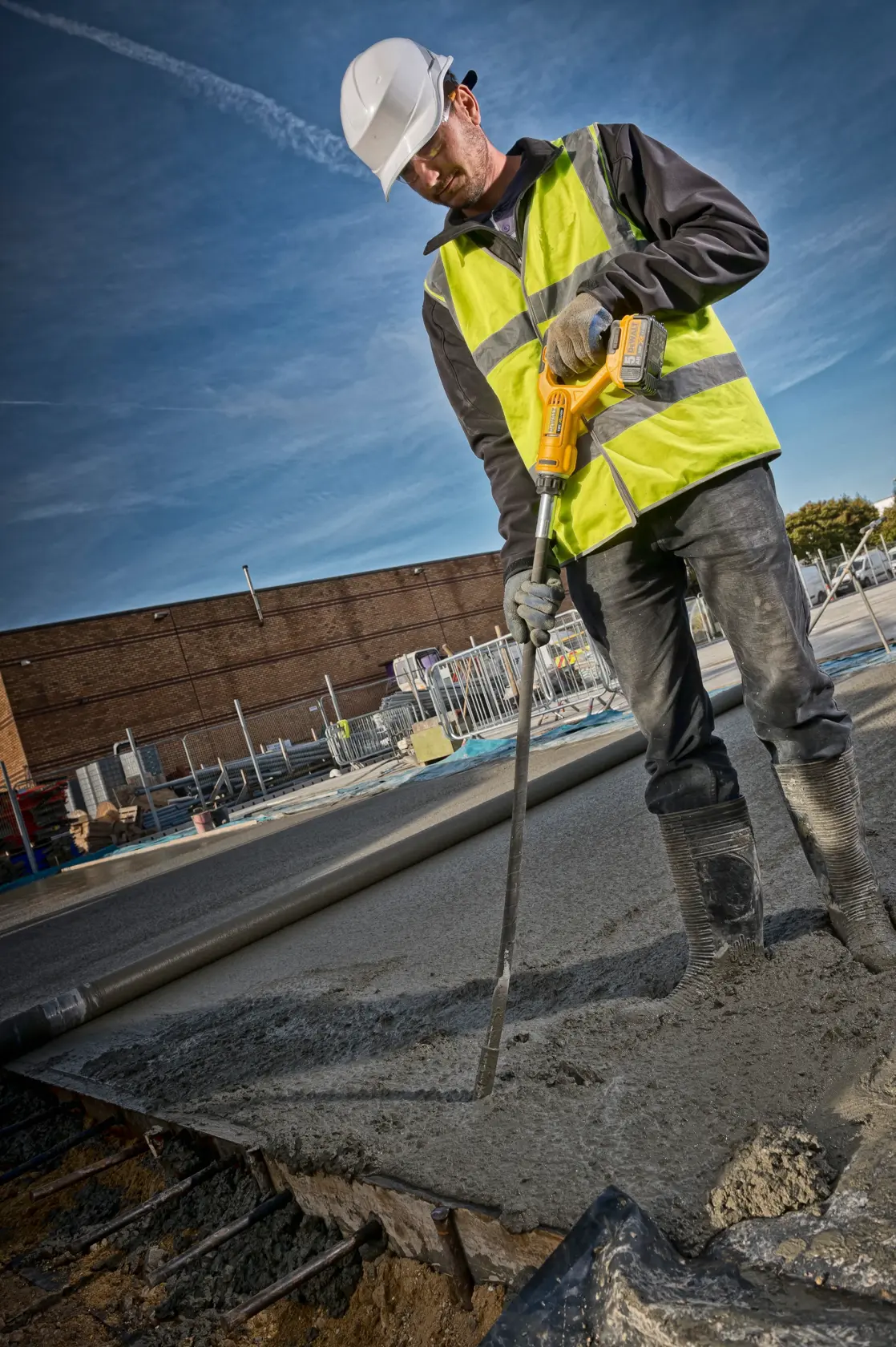 18V XR® Concrete Vibrator (bare Tool)