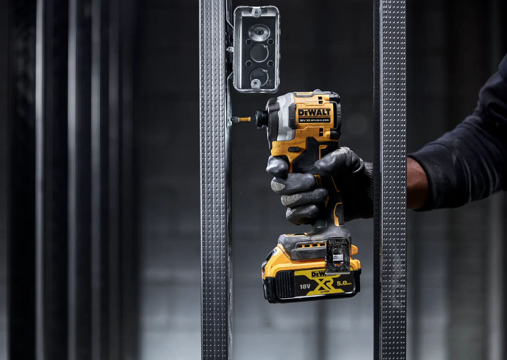 18V XR® Brushless Compact Impact Driver - Bare Unit