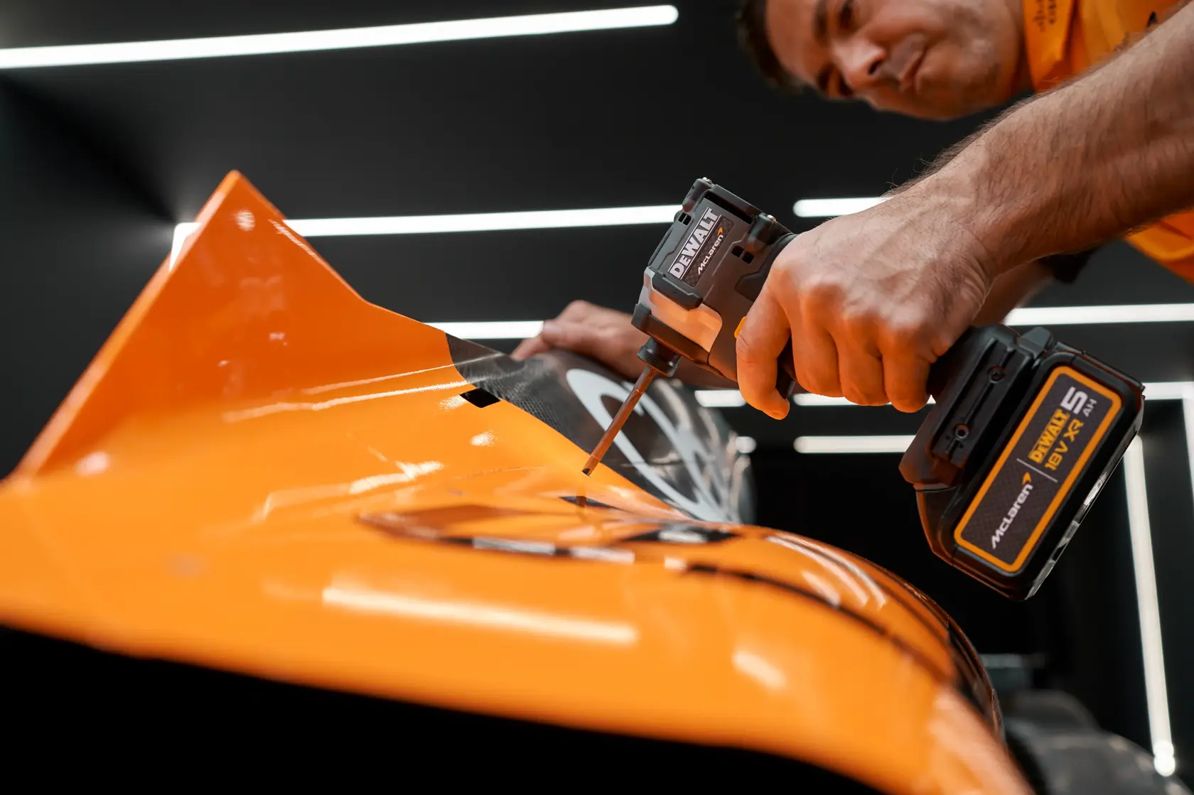 DEWALT® x McLaren F1 Team 18V XR® Brushless Impact Driver - 2 x 5AH