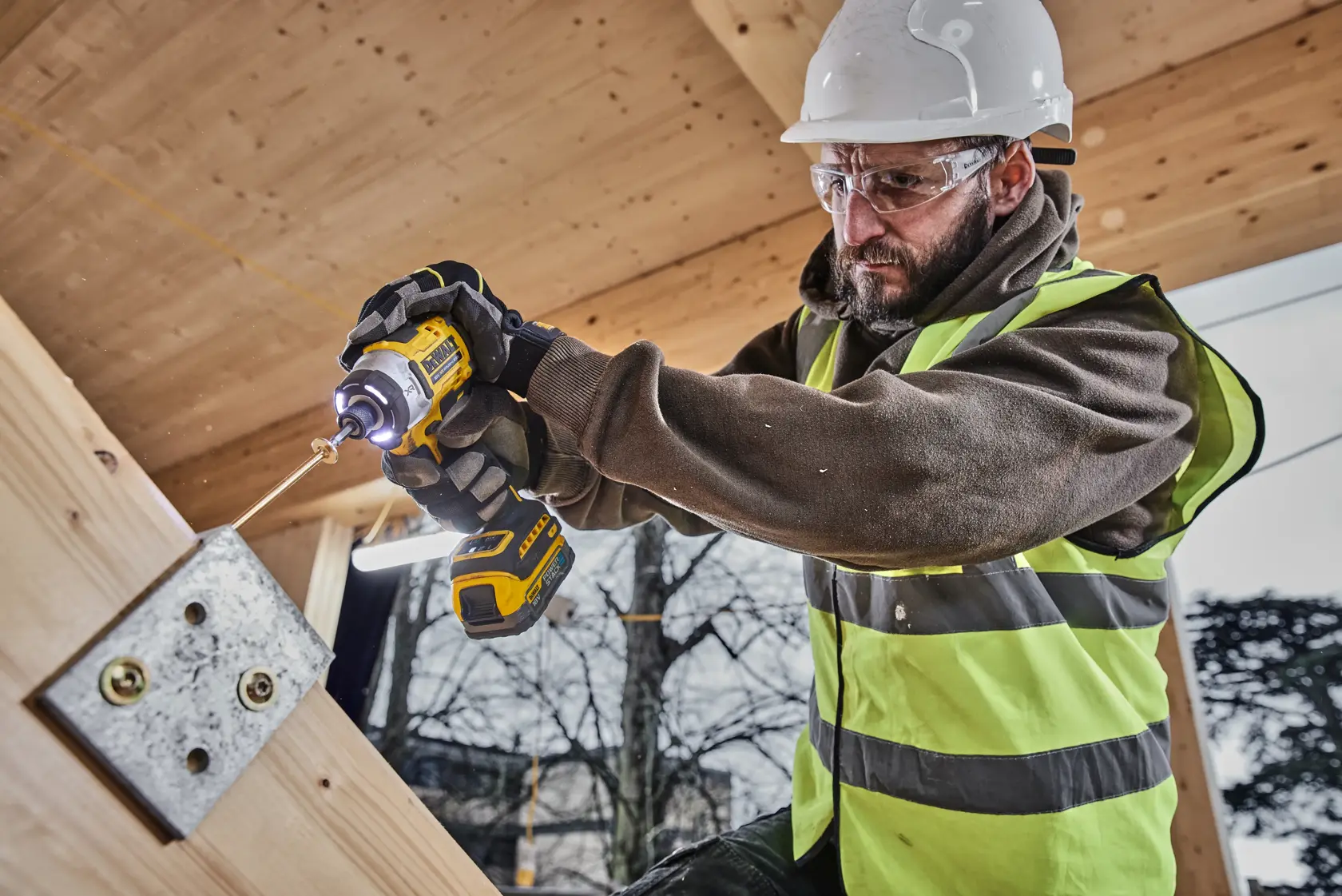 DEWALT® 18V XR® Brushless Premium Impact Driver - 2 X 1.7Ah POWERSTACK Battery
