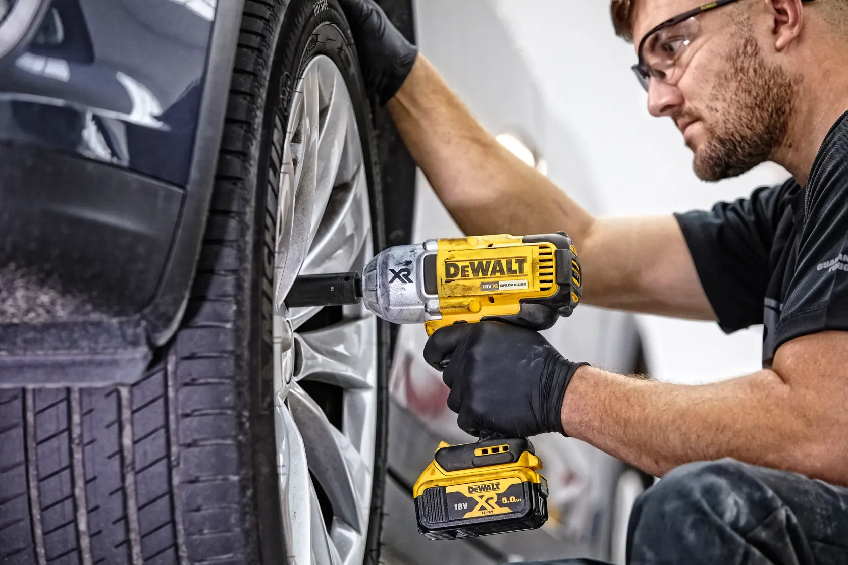 DEWALT® 18V XR® Brushless 1/2" Detent Pin High Torque Impact Wrench (Tool Only)