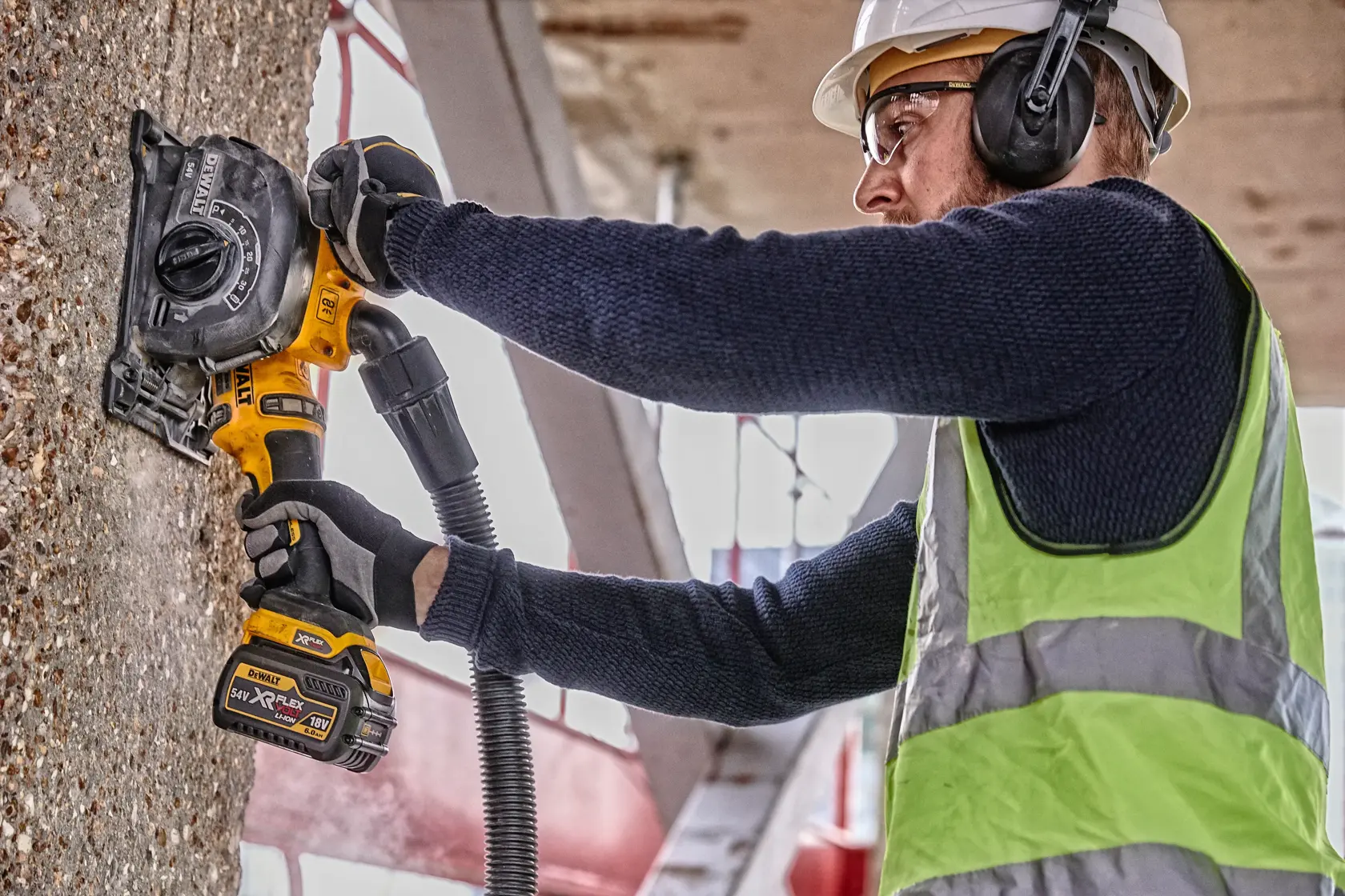 DEWALT® 54V XR FLEXVOLT® Wall Chaser (2 X 6 Ah)