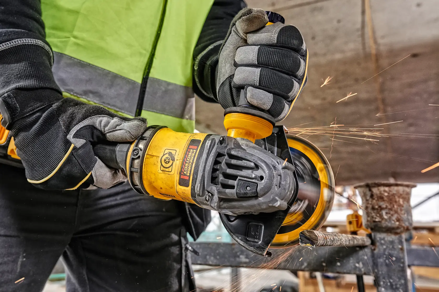 DEWALT® 54V XR FLEXVOLT® 125mm Side Handle Detect Angle Grinder - 2 x FLEXVOLT® 9Ah