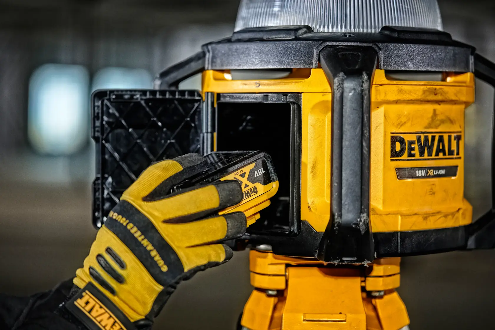 18V XR® LED Work Light