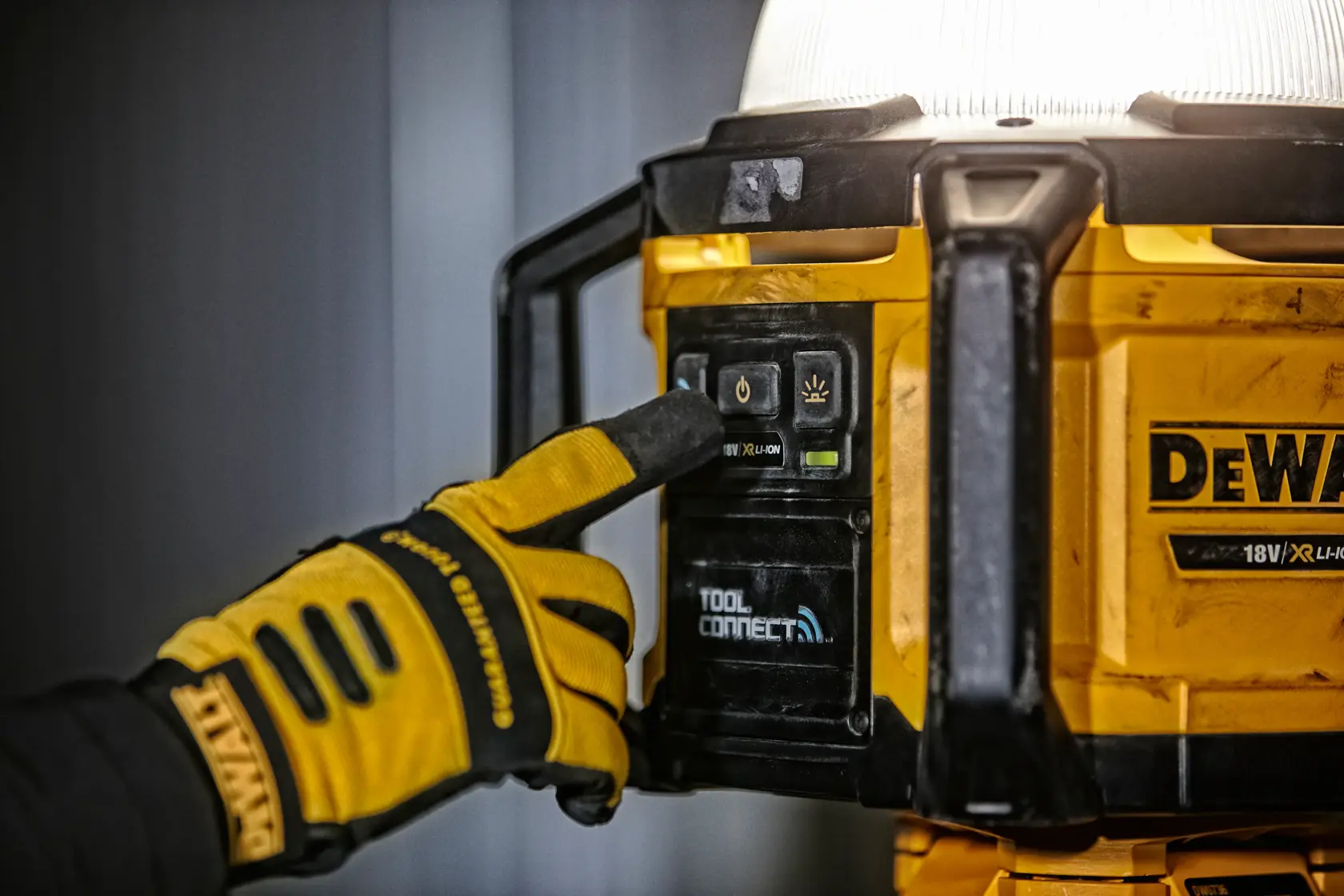 18V XR® LED Work Light