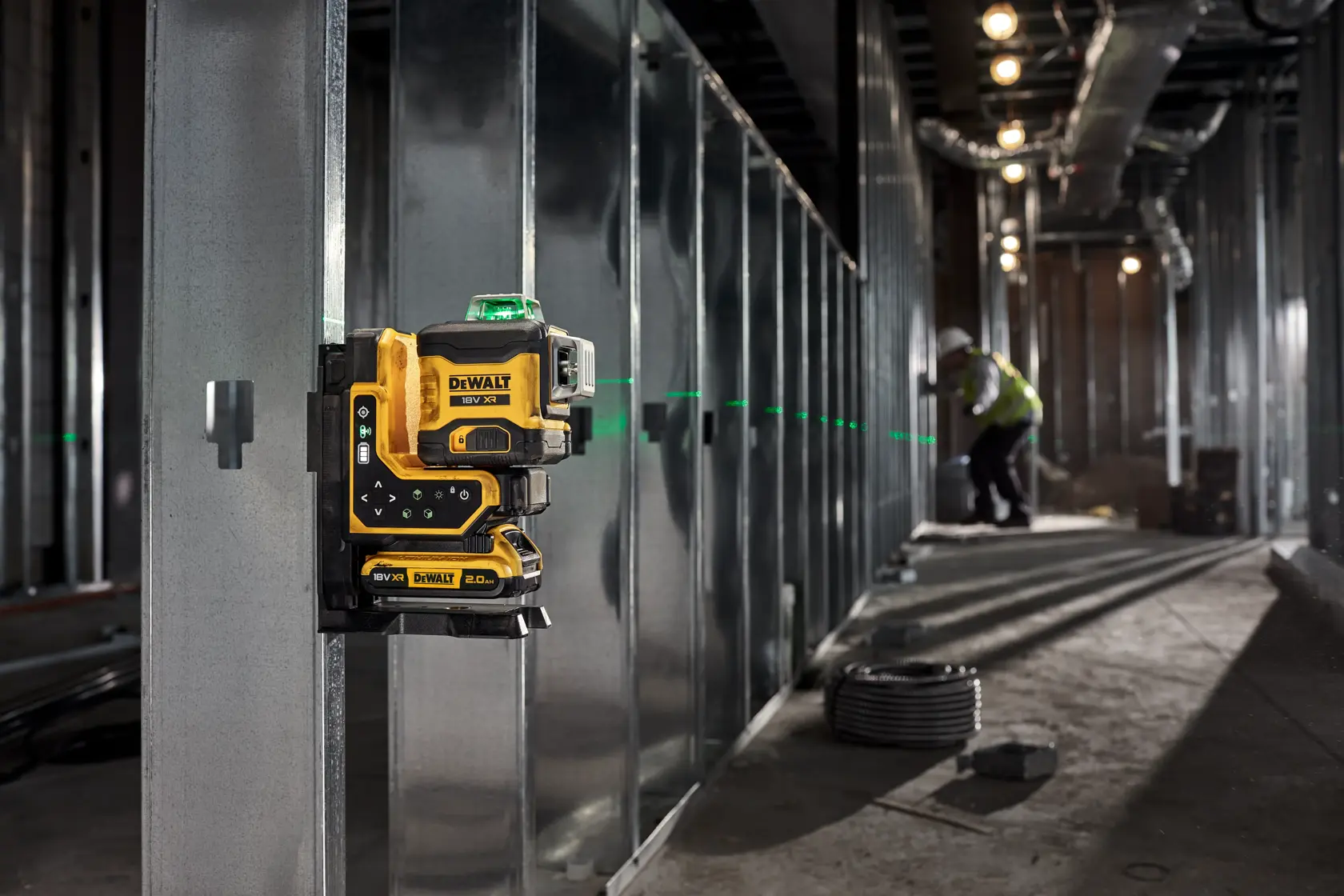 DEWALT® 18V XR® 3x360 Remote Control Laser