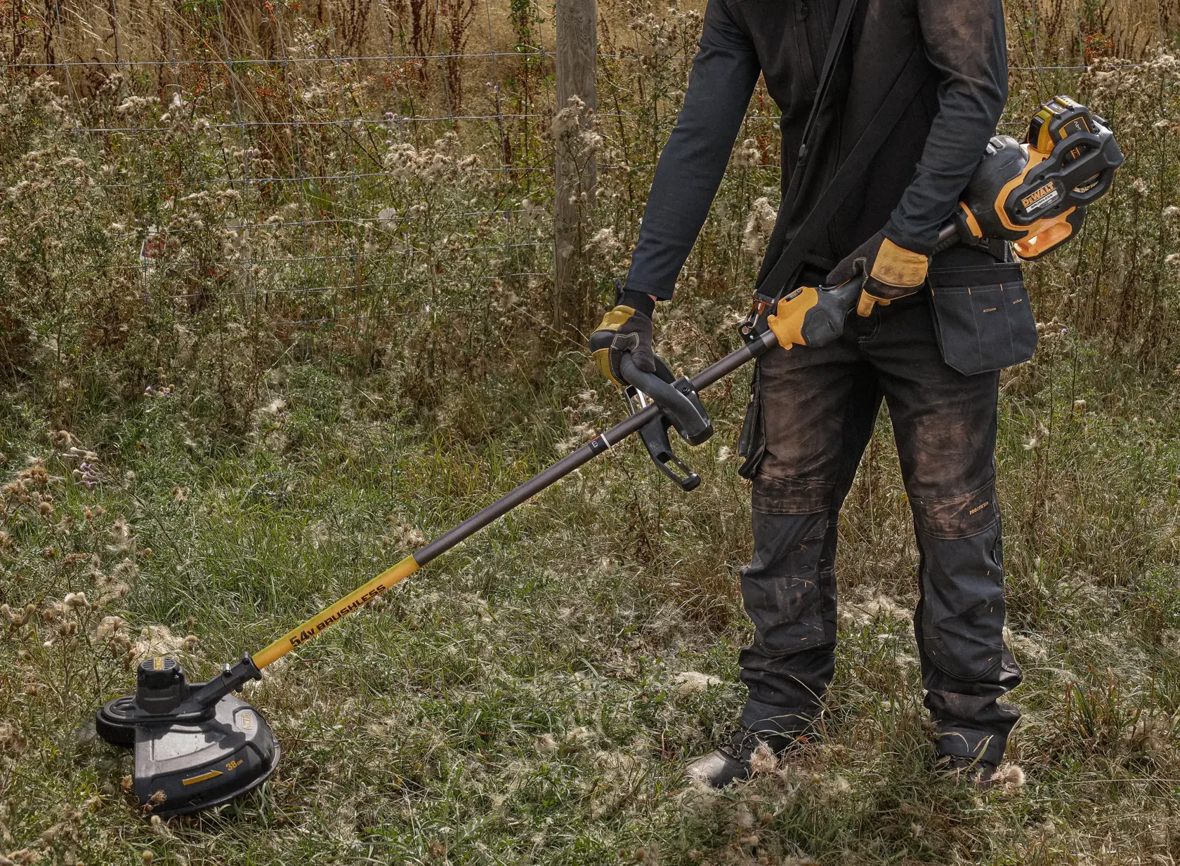 DEWALT® 54V XR FLEXVOLT® Brush Cutter - 1 x 9Ah