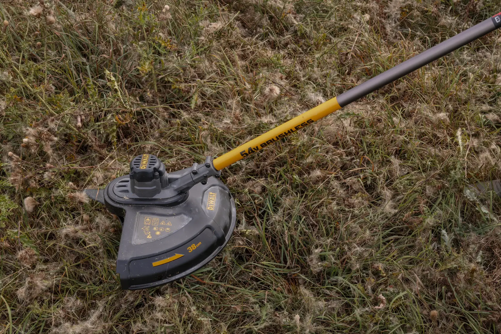 DEWALT® 54V XR FLEXVOLT® Brush Cutter - 1 x 9Ah