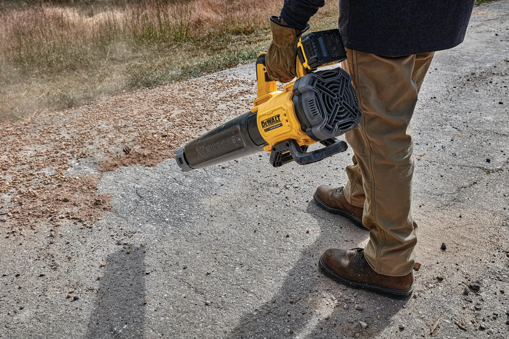 DEWALT® 18V XR® Brushless Blower - 1 x 5Ah