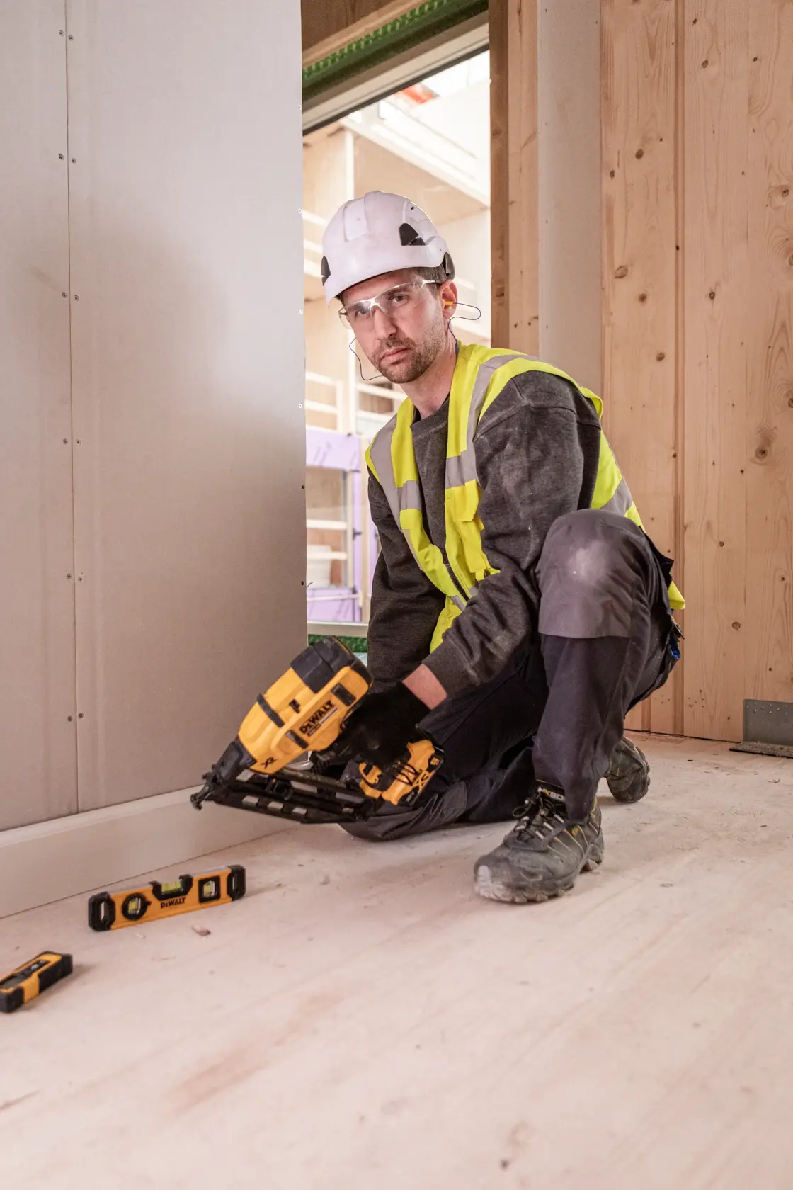 18V XR® Brushless 16ga Second Fix Nailer (Tool Only)