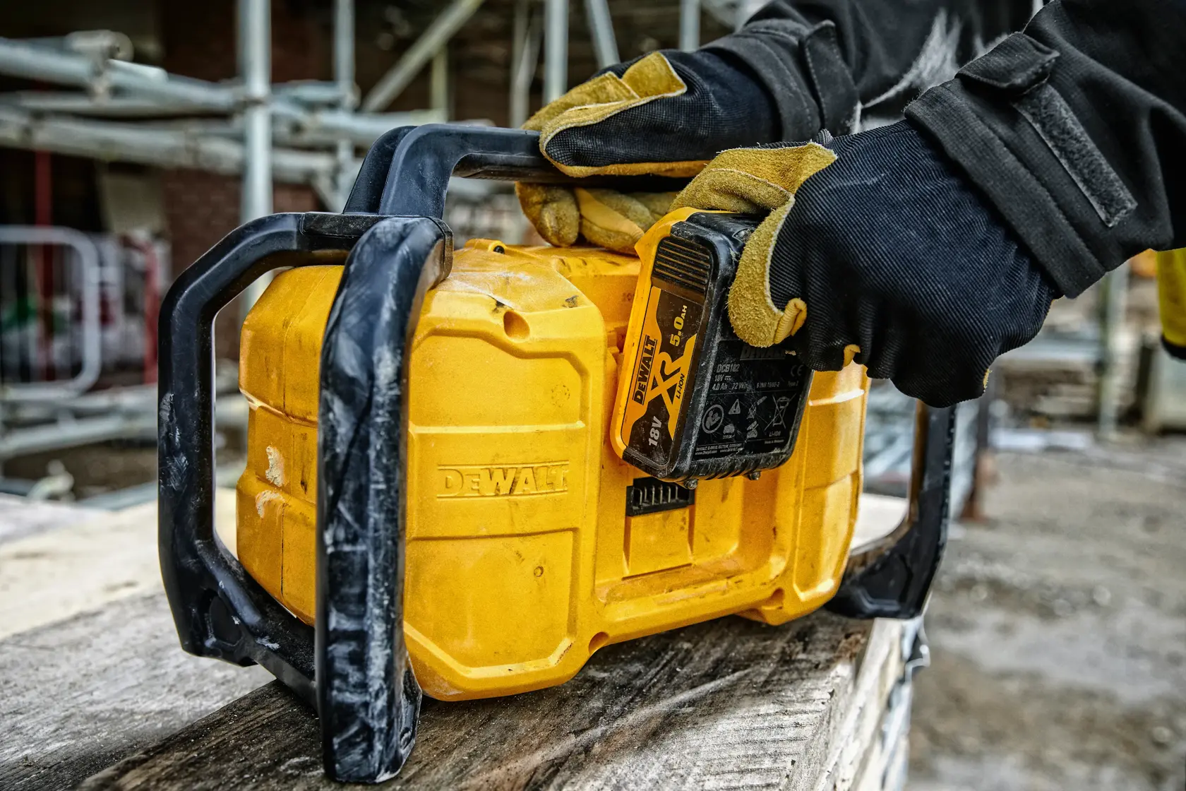 DEWALT® 18V XR® Full-Sized Bluetooth Radio (Tool Only)