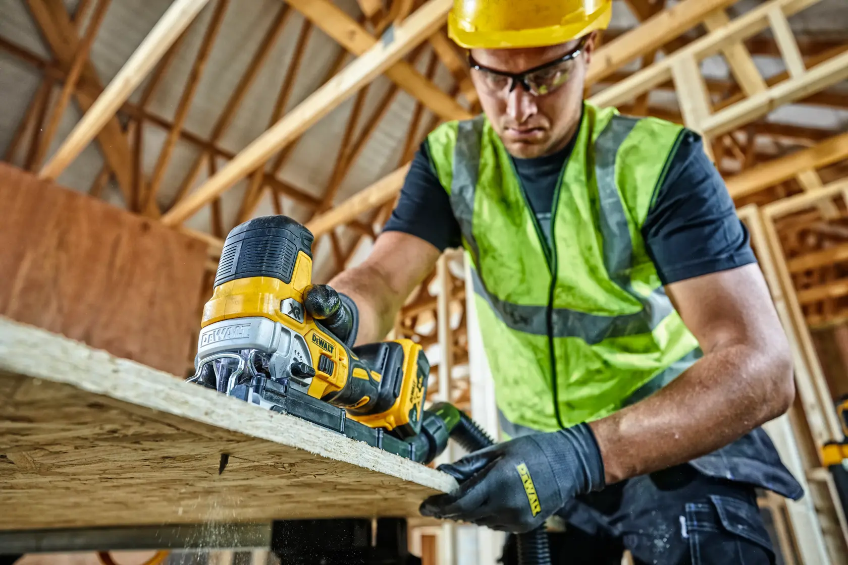 DEWALT® 18V XR® Brushless Body Grip Jigsaw (2 X 5 Ah)