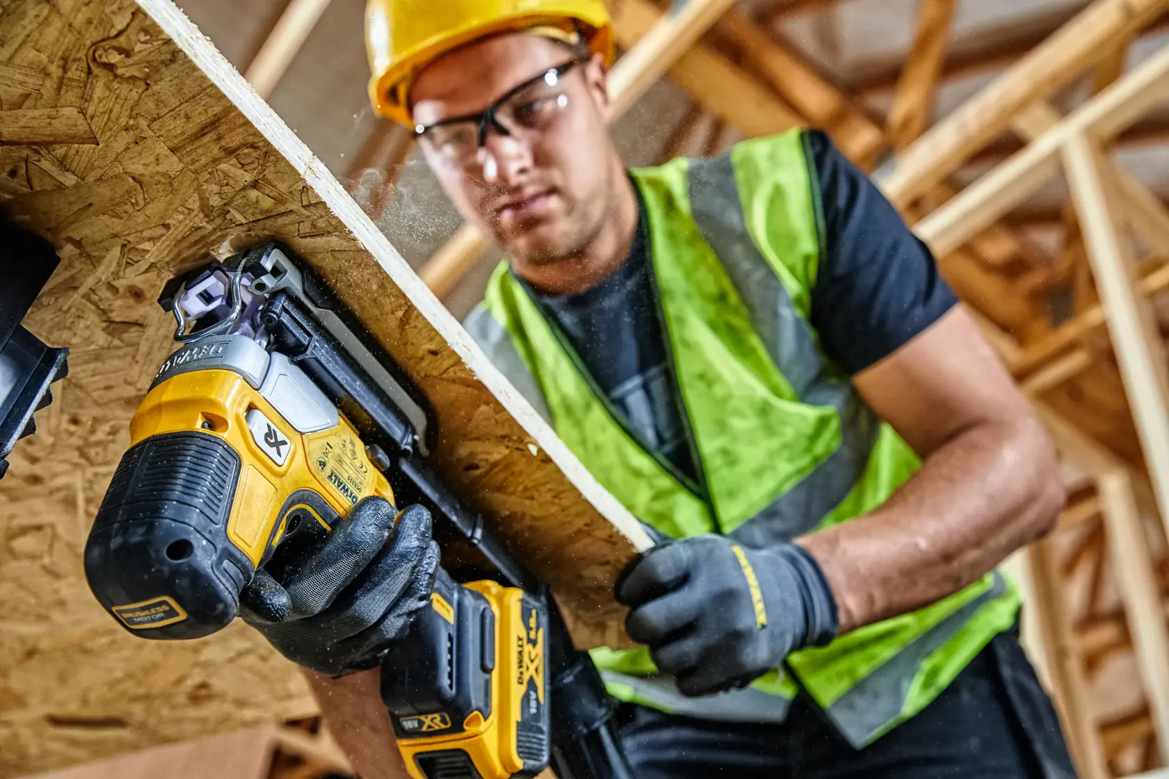 DEWALT® 18V XR® Brushless Body Grip Jigsaw (2 X 5 Ah)
