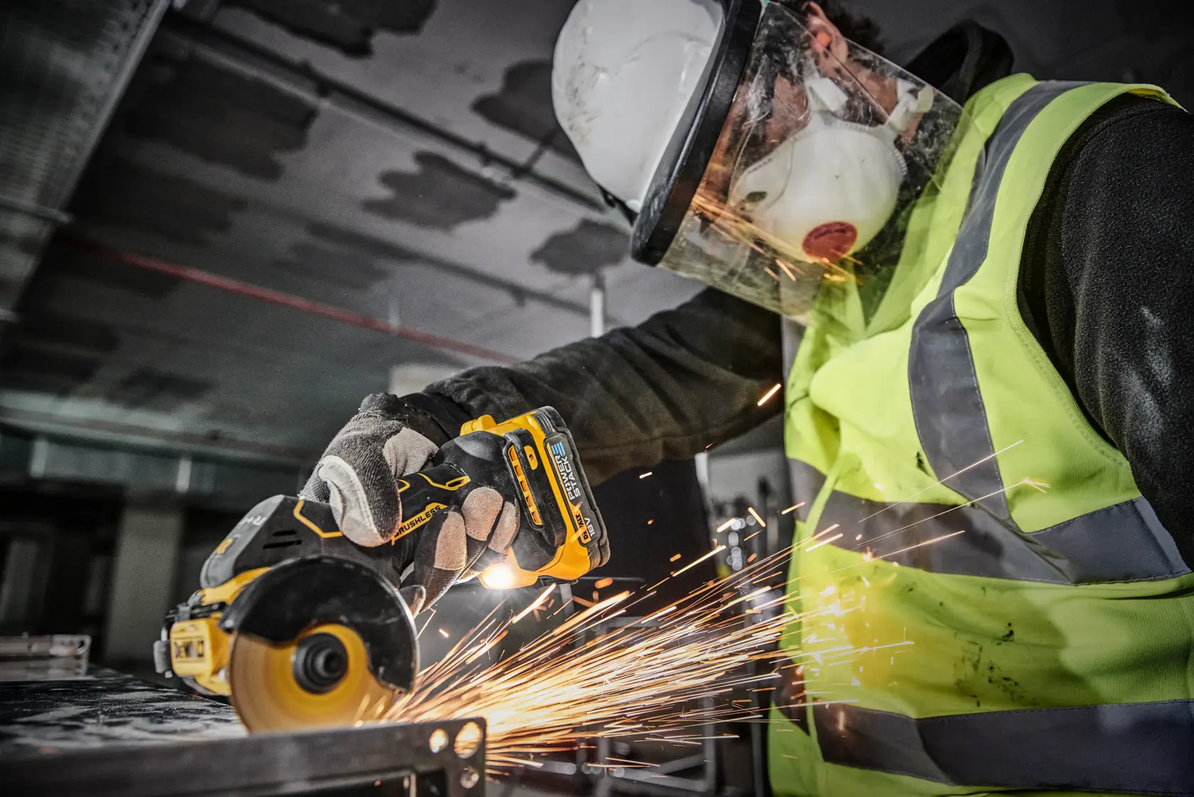 DEWALT® 18V XR® Brushless 76mm Cut-Off Tool - 2 x POWERSTACK 1.7Ah