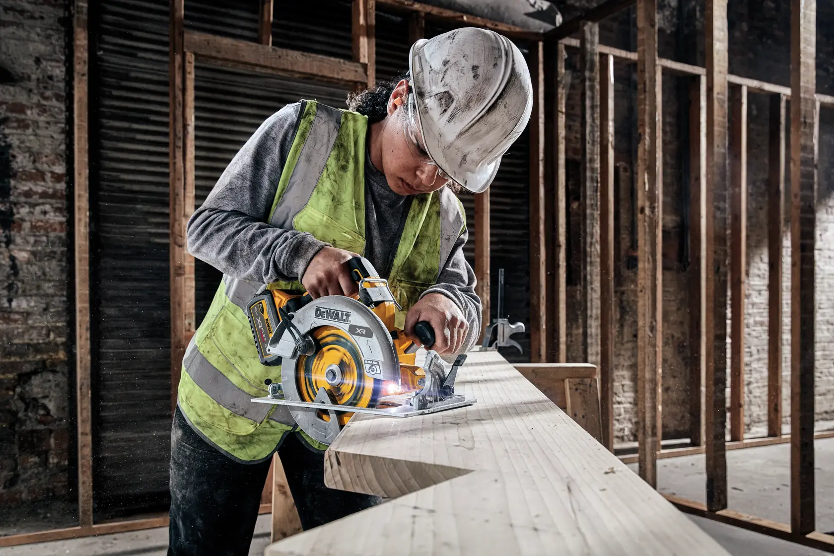 18V XR® Brushless 190 mm Circular Saw - Tool Only