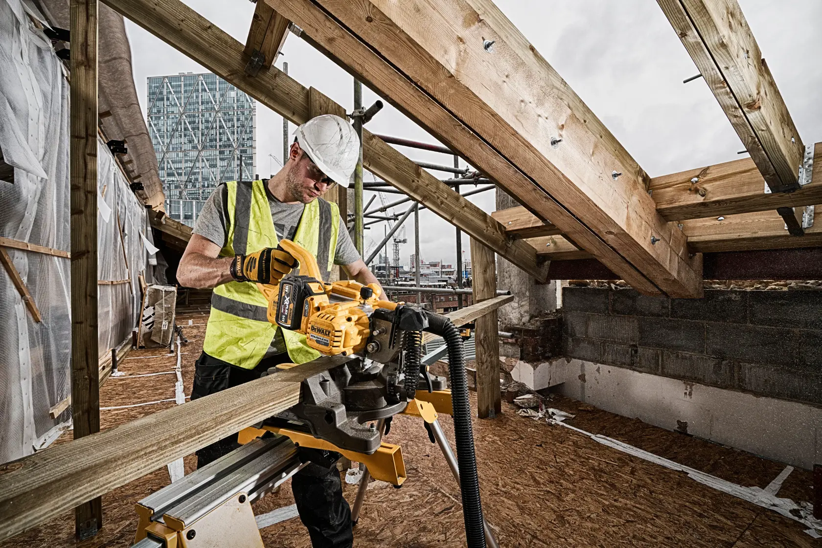 54v XR Flexvolt® 216mm Mitre Saw - Tool Only