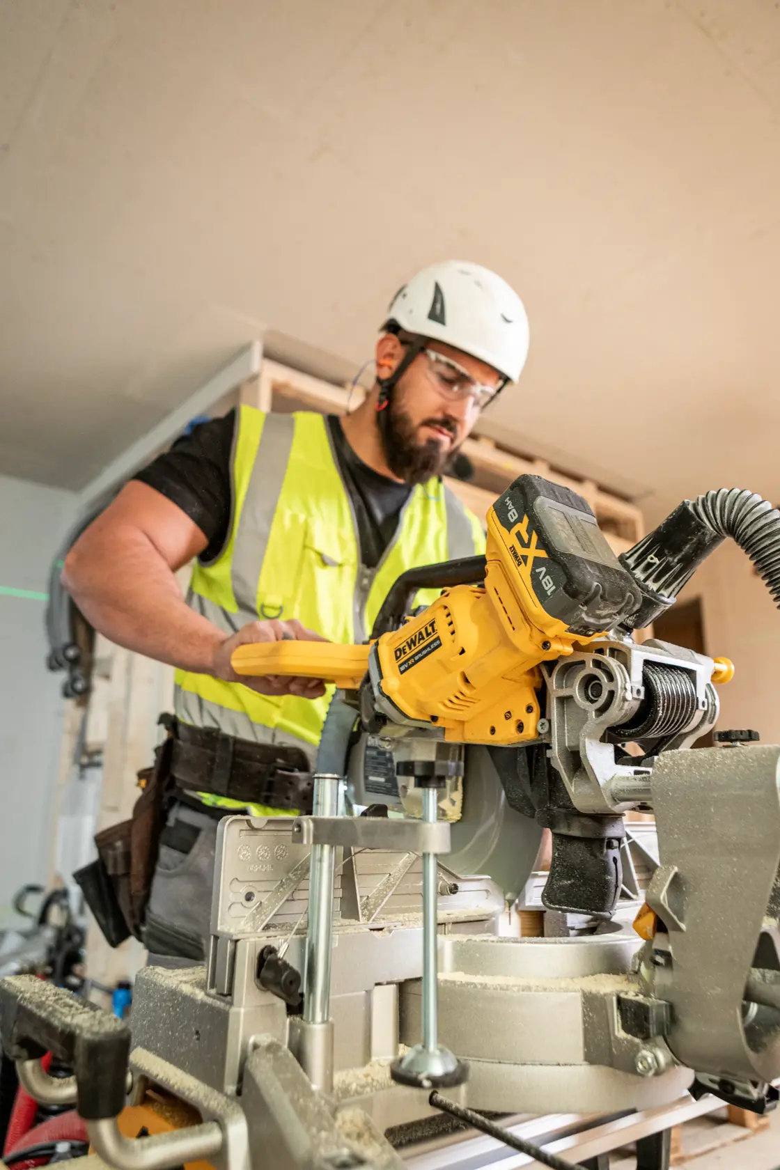 DEWALT® 18V XR® 305mm Mitre Saw (Tool Only)