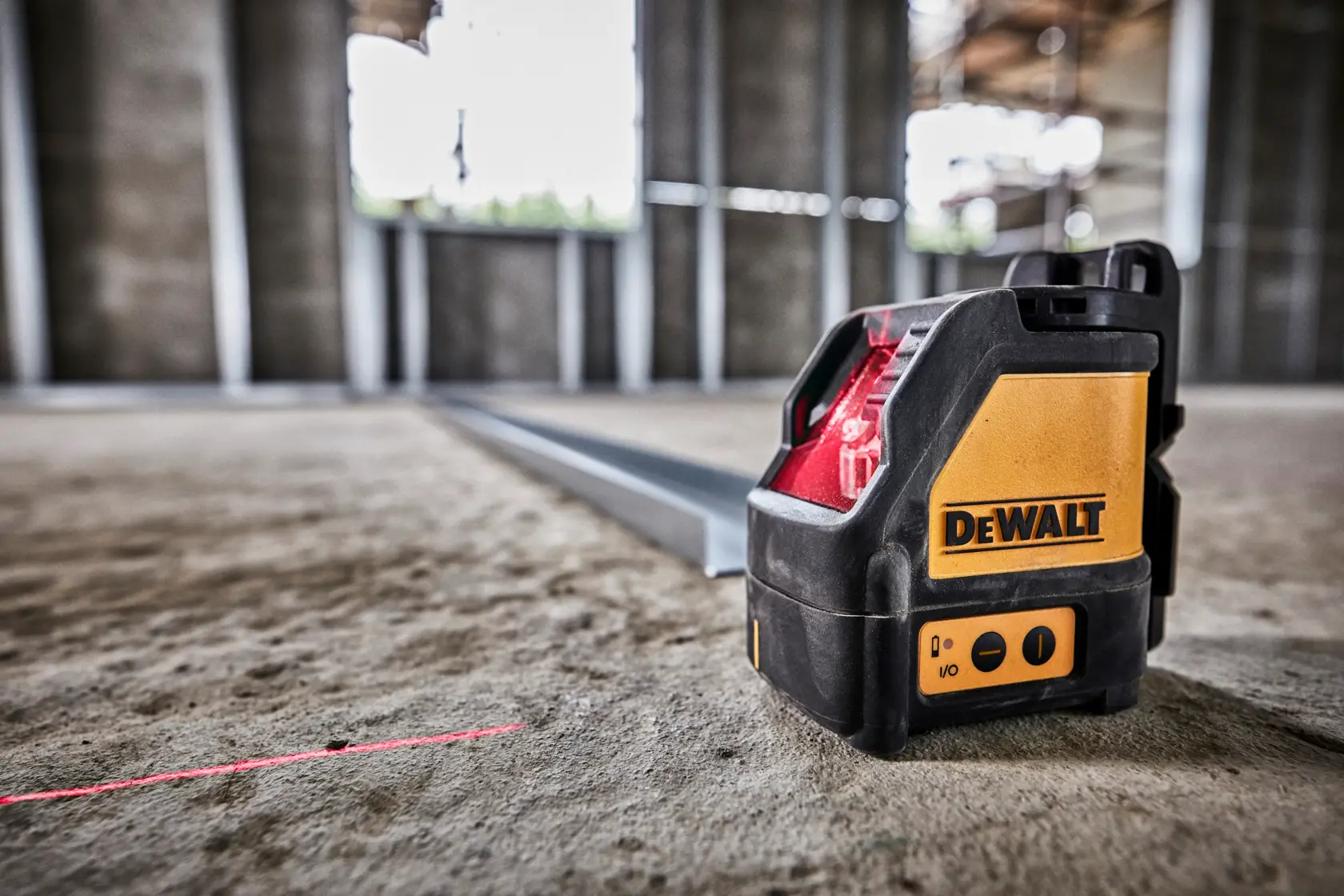 DEWALT® Cross Line Red Laser