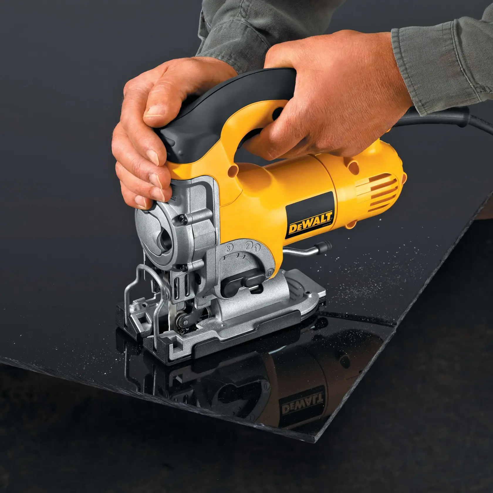 DEWALT® 701 W Heavy Duty Top Handle Jigsaw