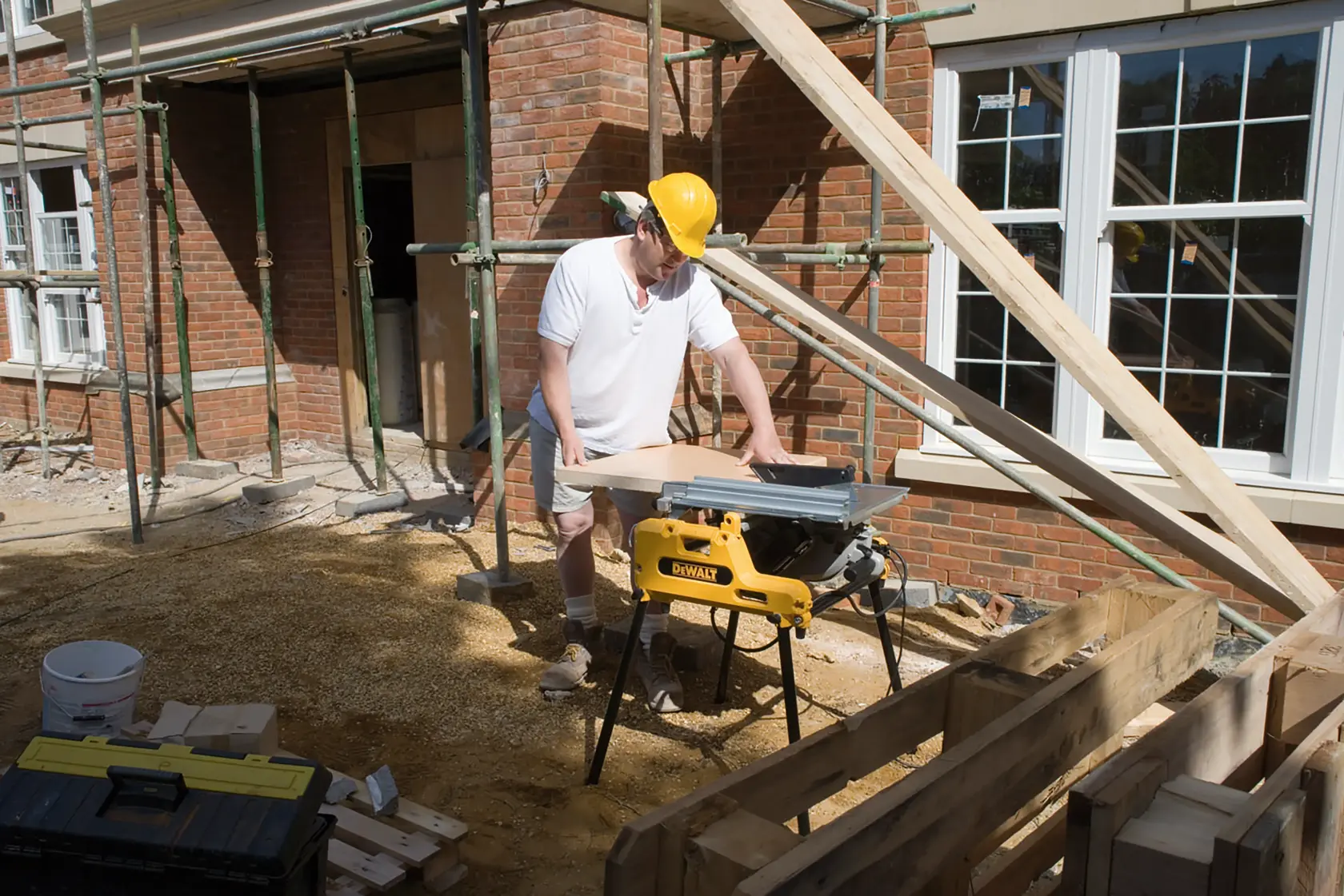 DEWALT® 250mm Combination Saw