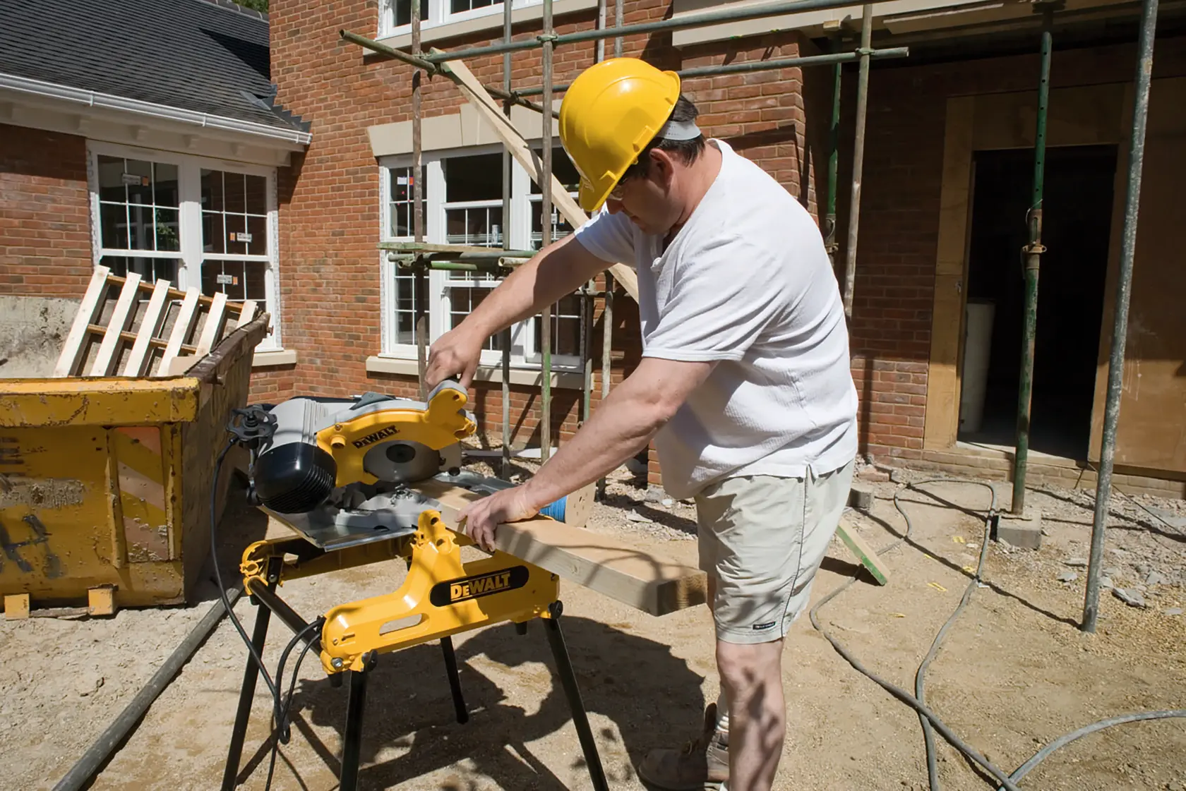 DEWALT® 250mm Combination Saw