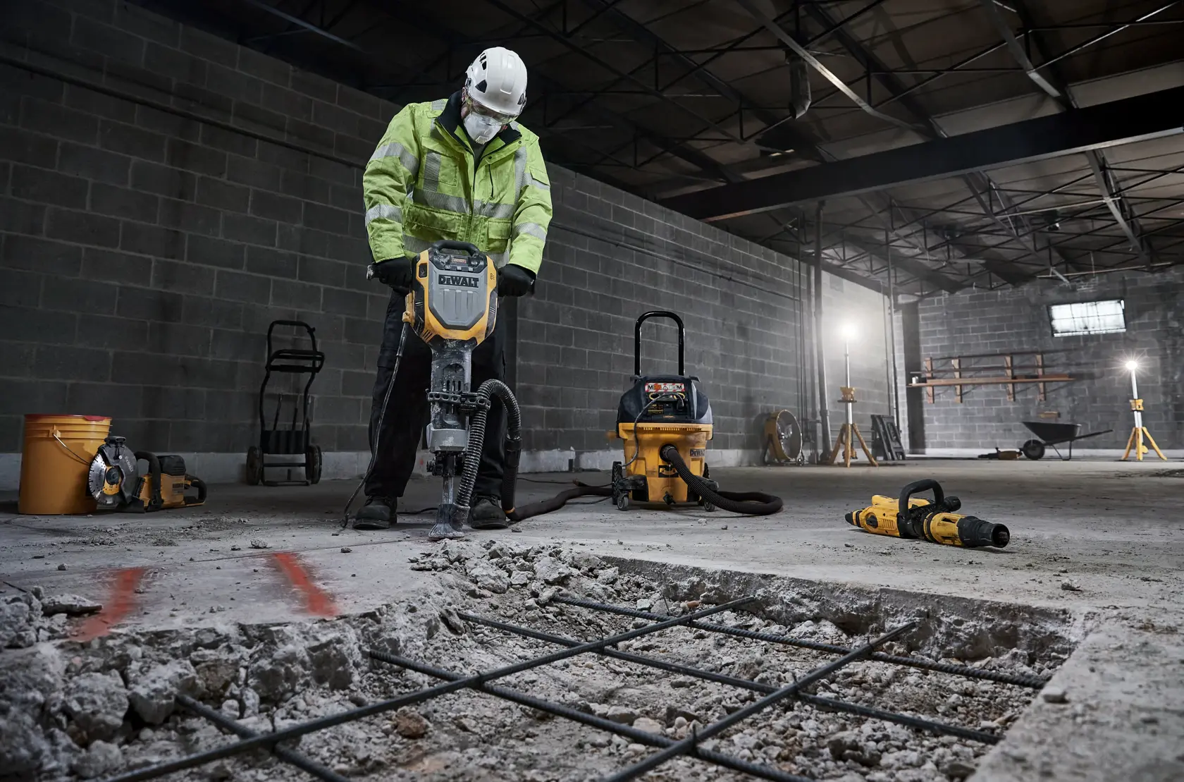 38 L M-Class Wet/Dry Dust Extractor